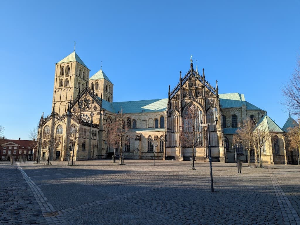 Ehrenmal am Domplatz
